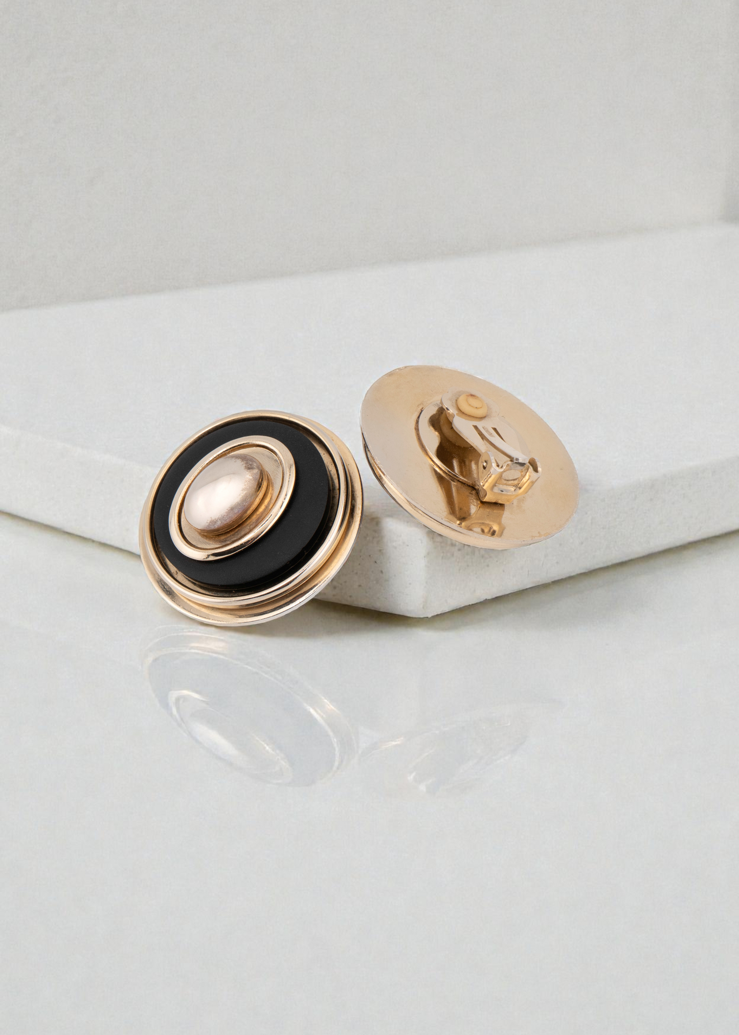 Pre-loved - Bullseye Button Clip On Earrings