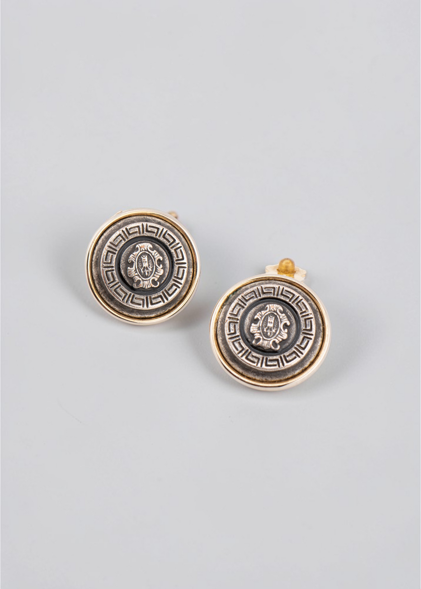 Pre-loved  - Medallion Clip On Earrings