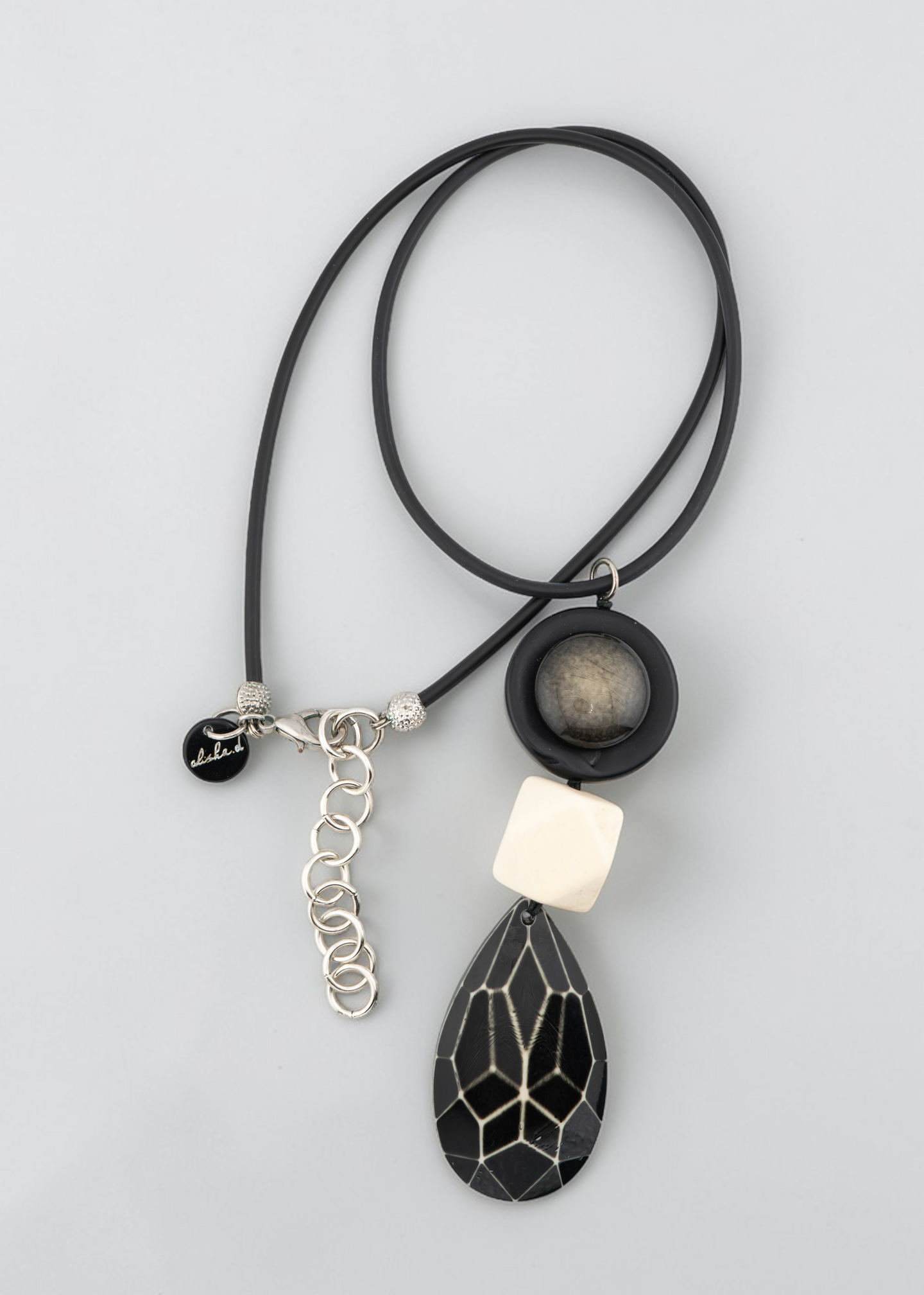 Pre-loved - Alisha D Large Drop Pendant Necklace