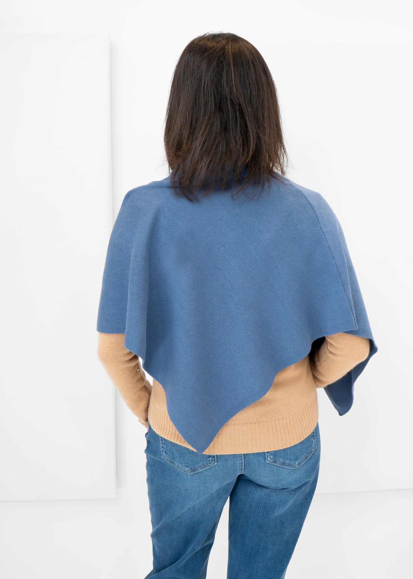 V Fraas - Short Knit Poncho
