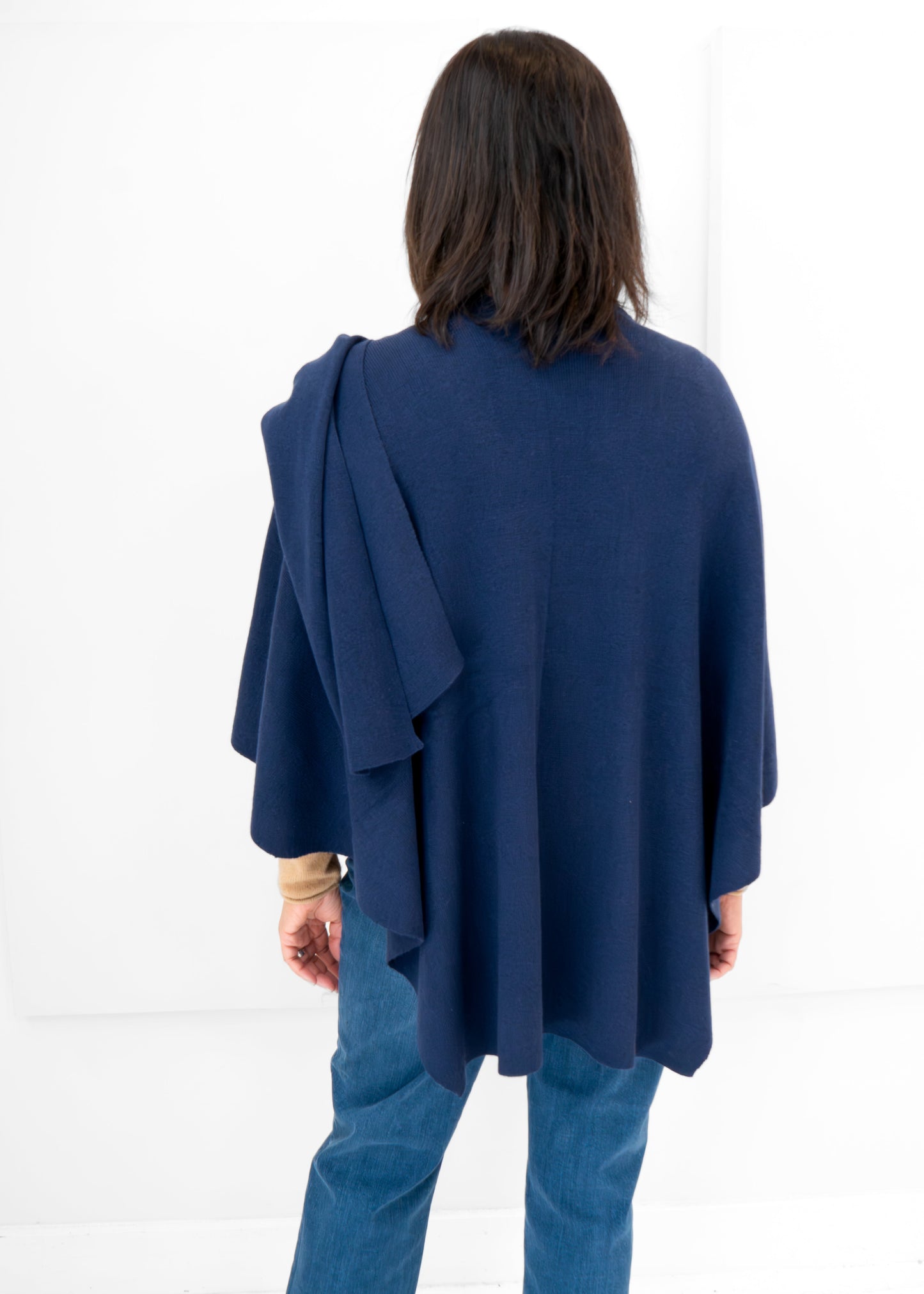 V Fraas - Side Tab Knit Wrap