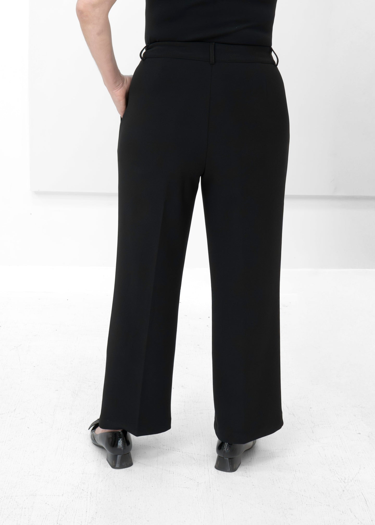 Lisette - Paris Ankle Trouser