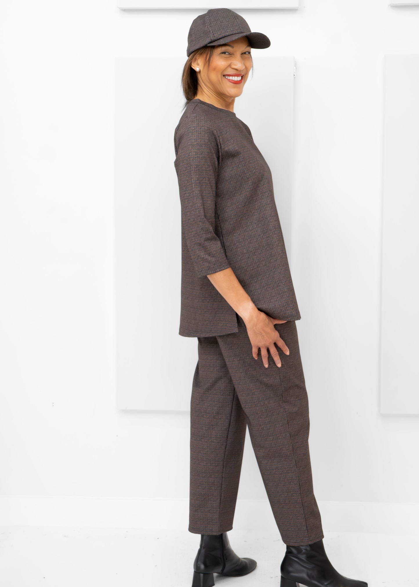 Shepherd's - Ponte Compass Pant Extended Houndstooth