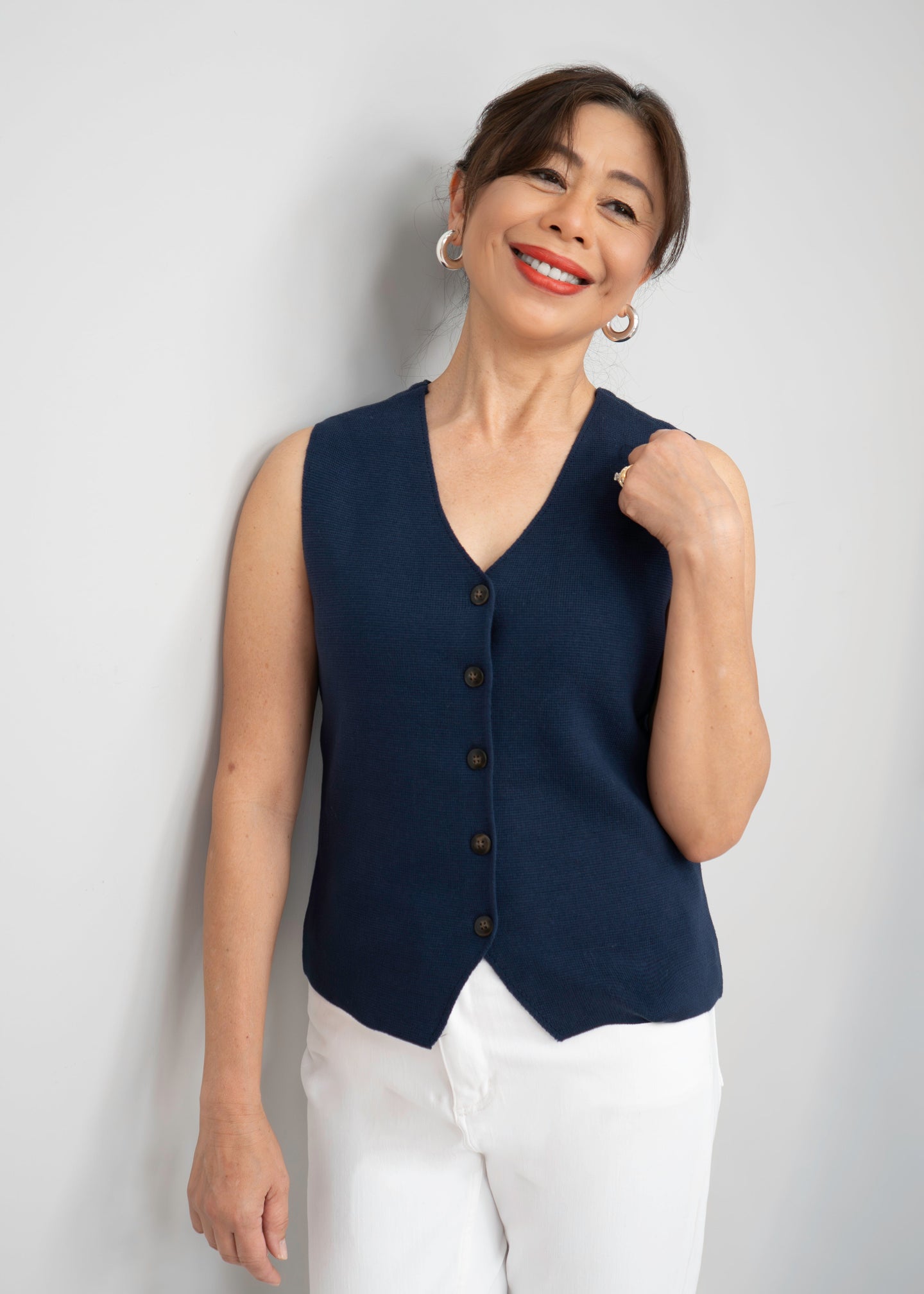 NAVY BLAZER