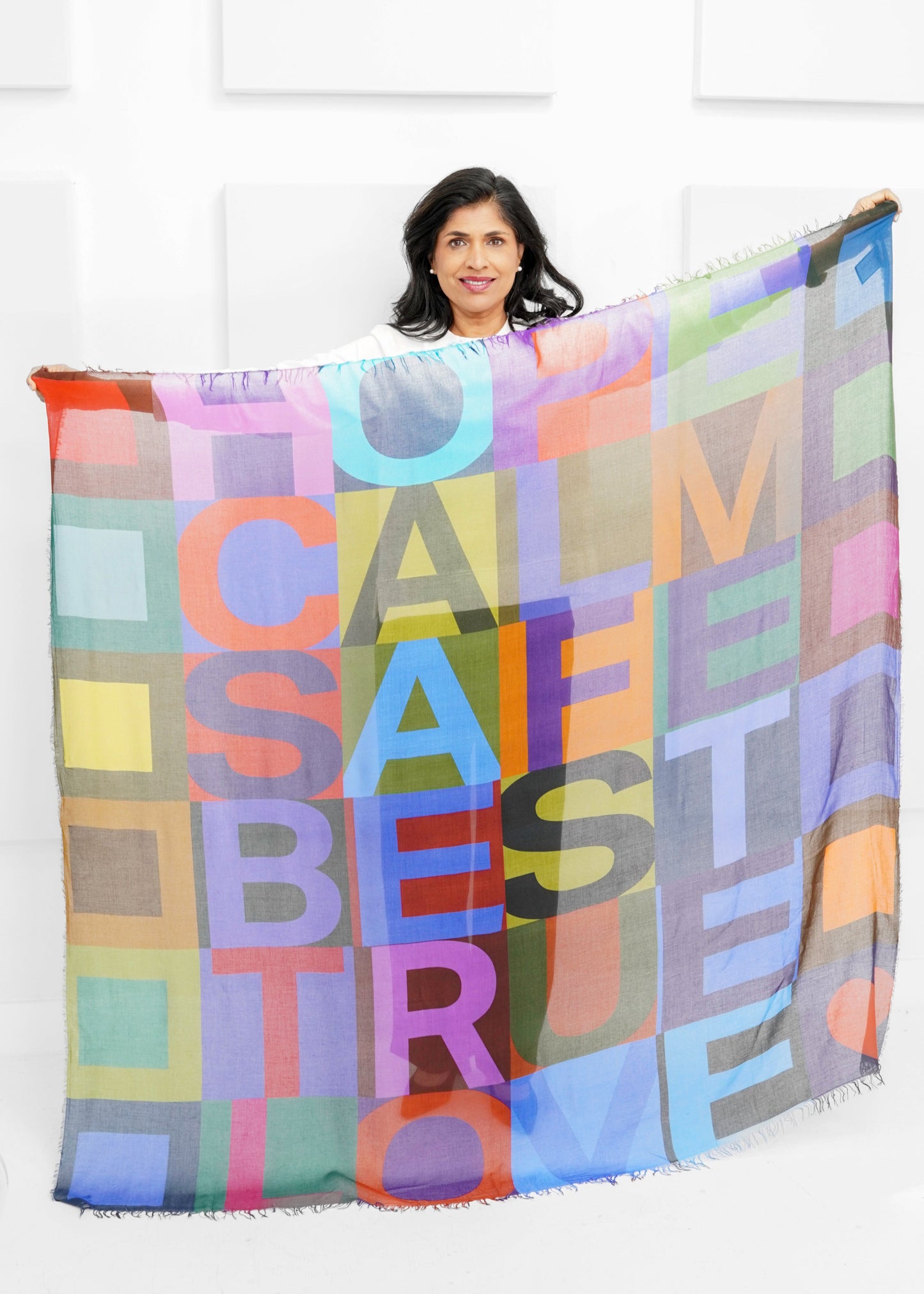 Suzi Roher - True Scarf