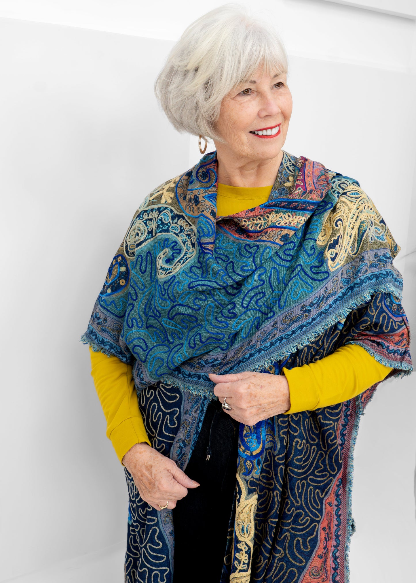 Rapti - Embroidered Long Ruana