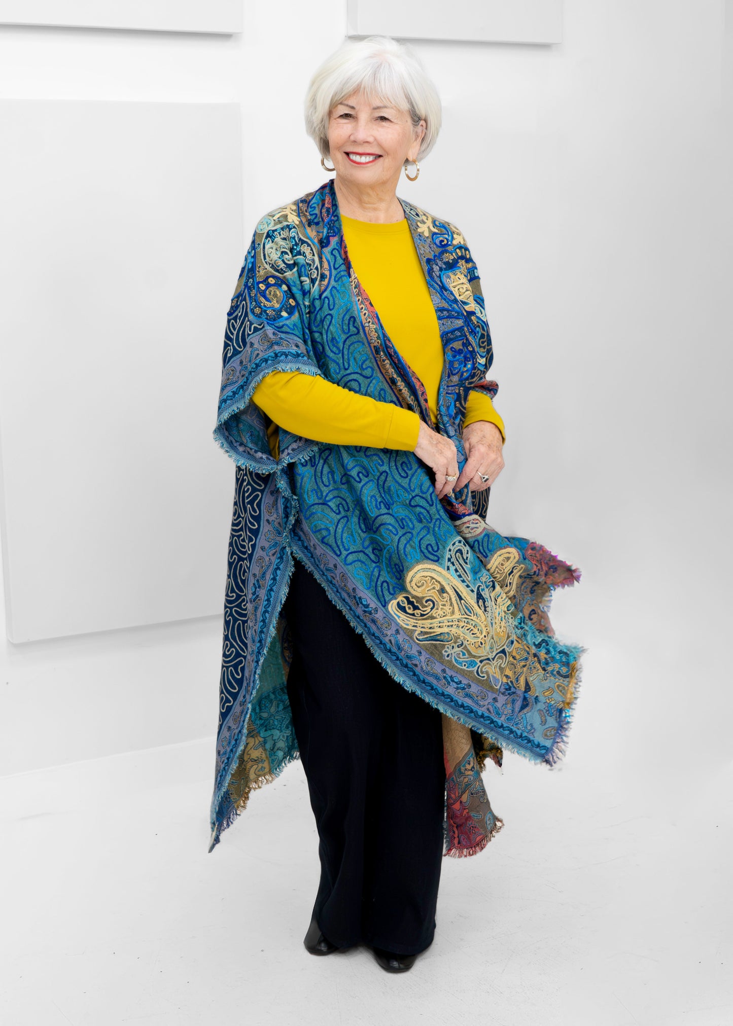 Rapti - Embroidered Long Ruana