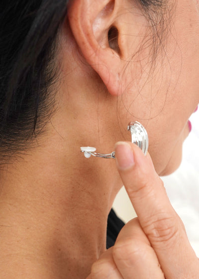 A G - Textured Clip Earring