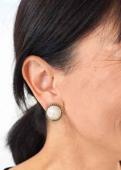 A G - Rope Trimmed Pearl Clip Earring