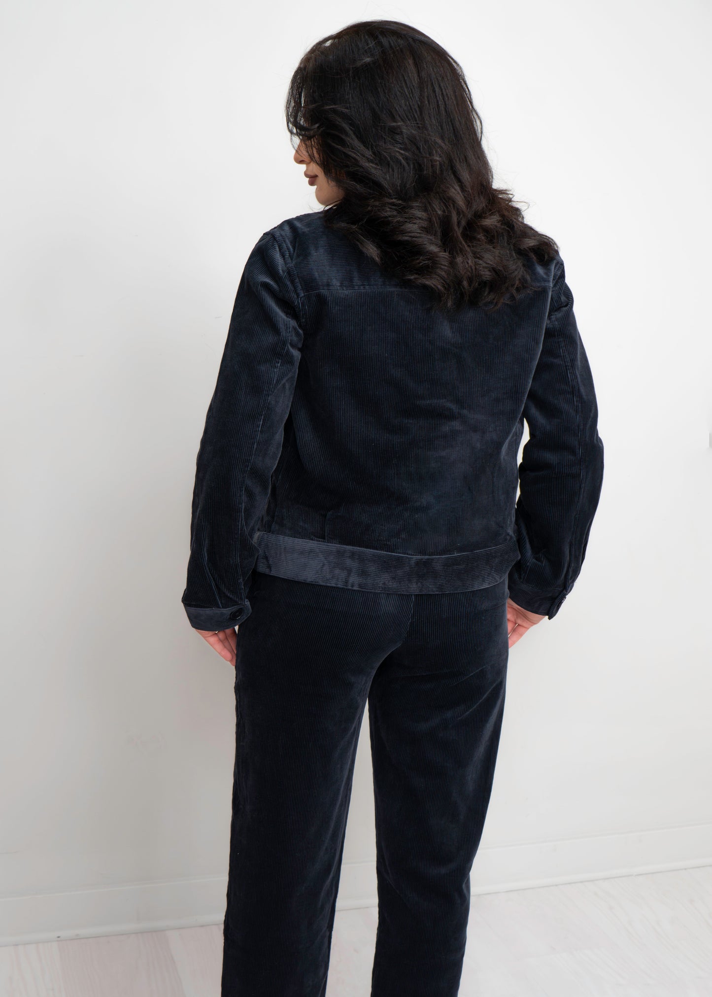 DARK NAVY