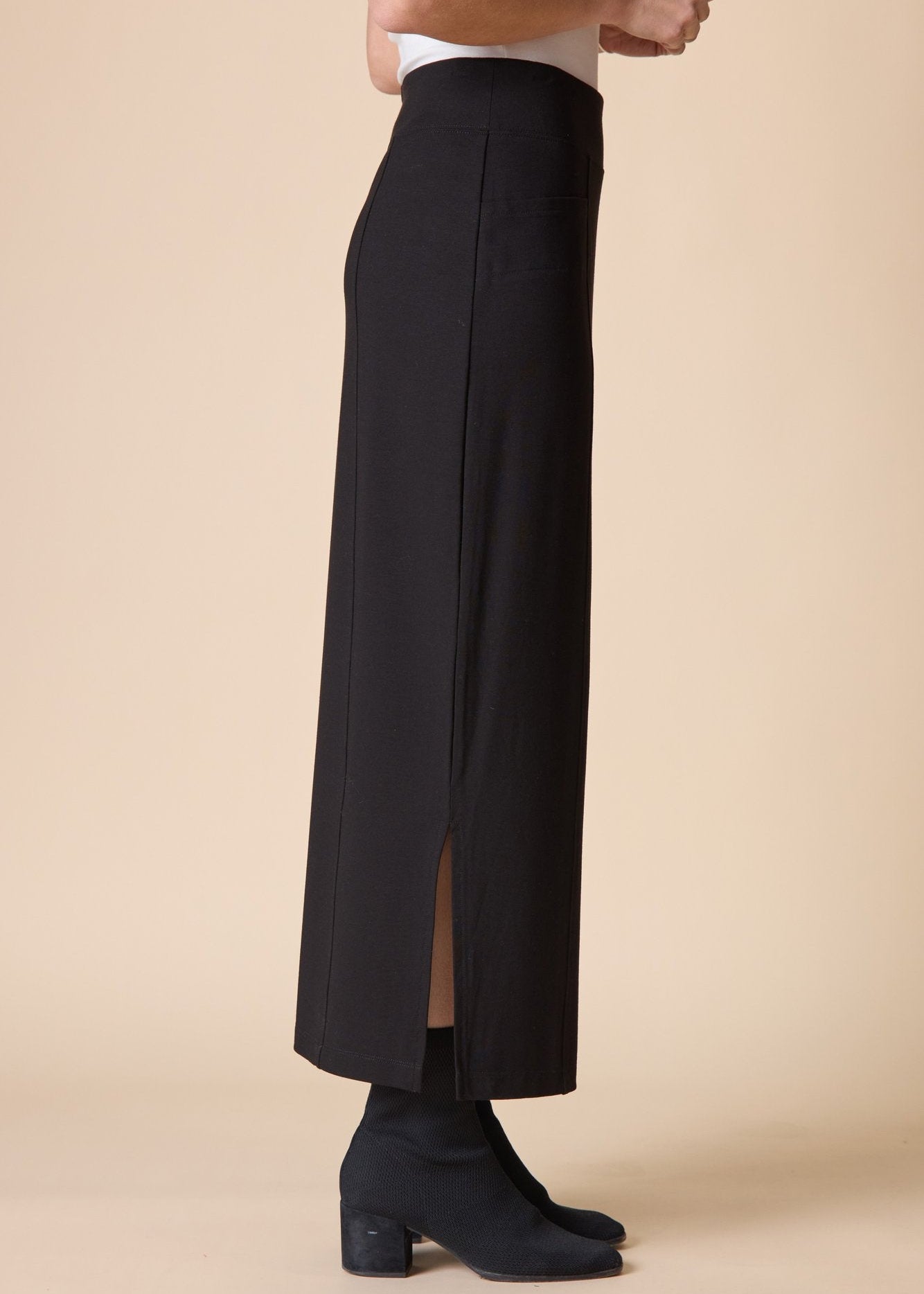 Habitat - Straight Skirt