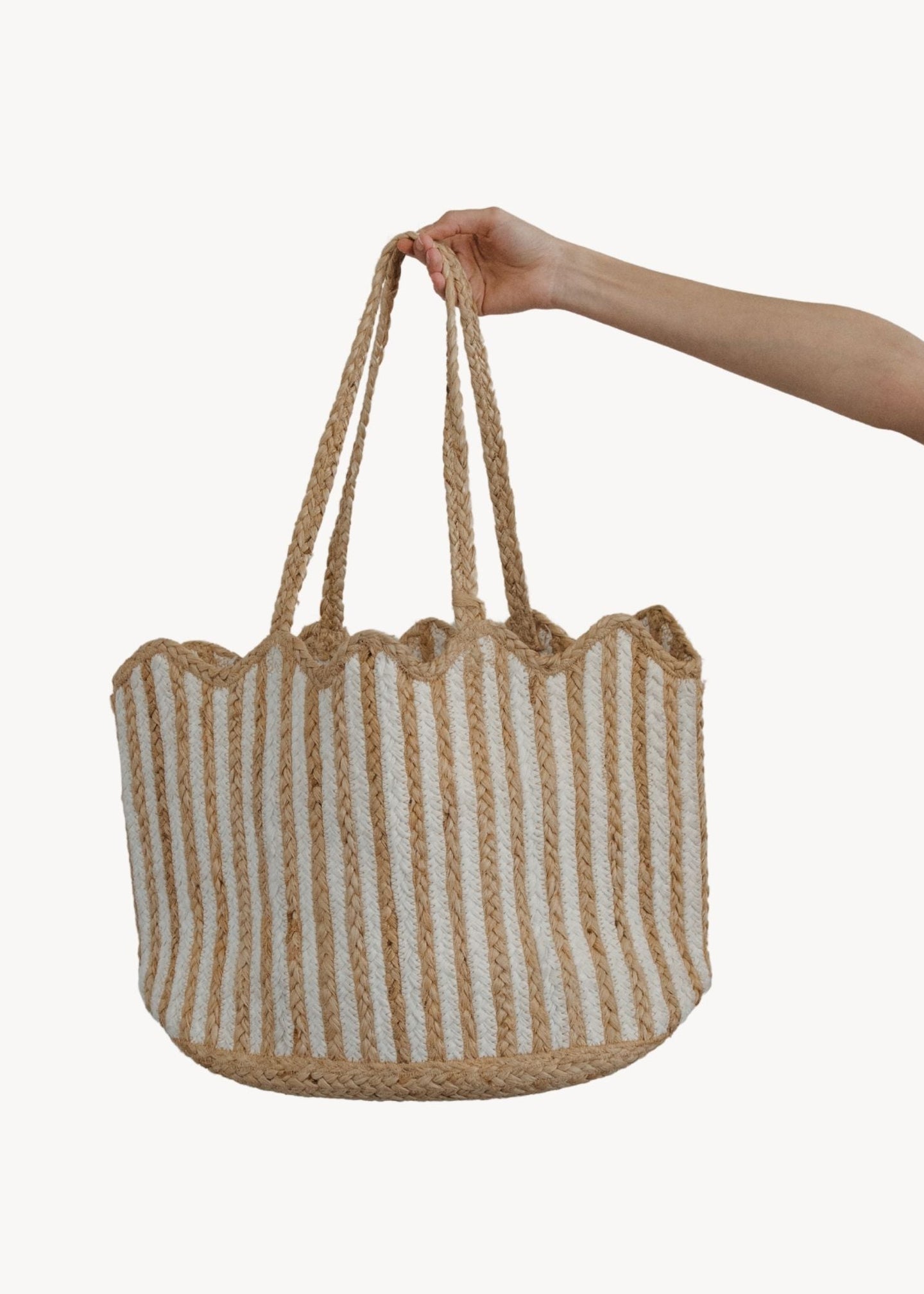 Pokoloko - Scalloped Jute Bag With Tassel