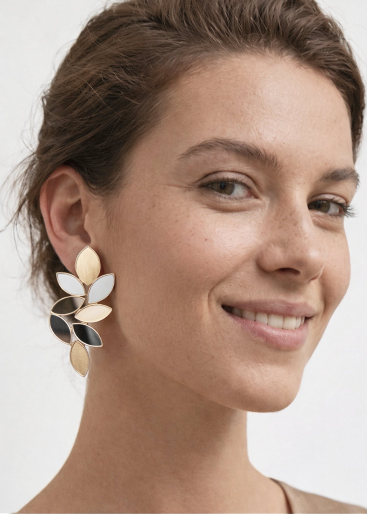 Iskin Sisters - Kate Leaves Large Earring