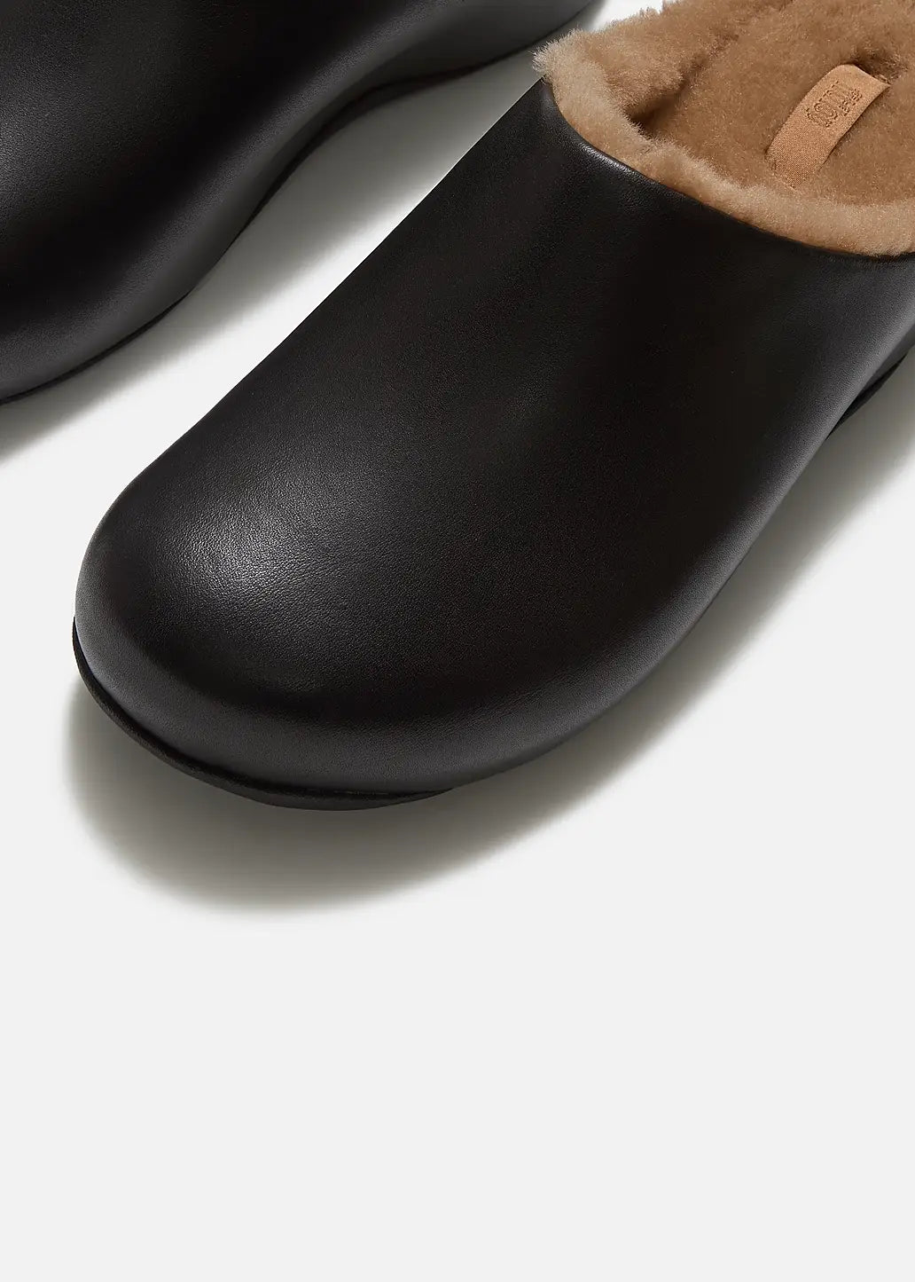 BLACK/TERRACOTTA TAN