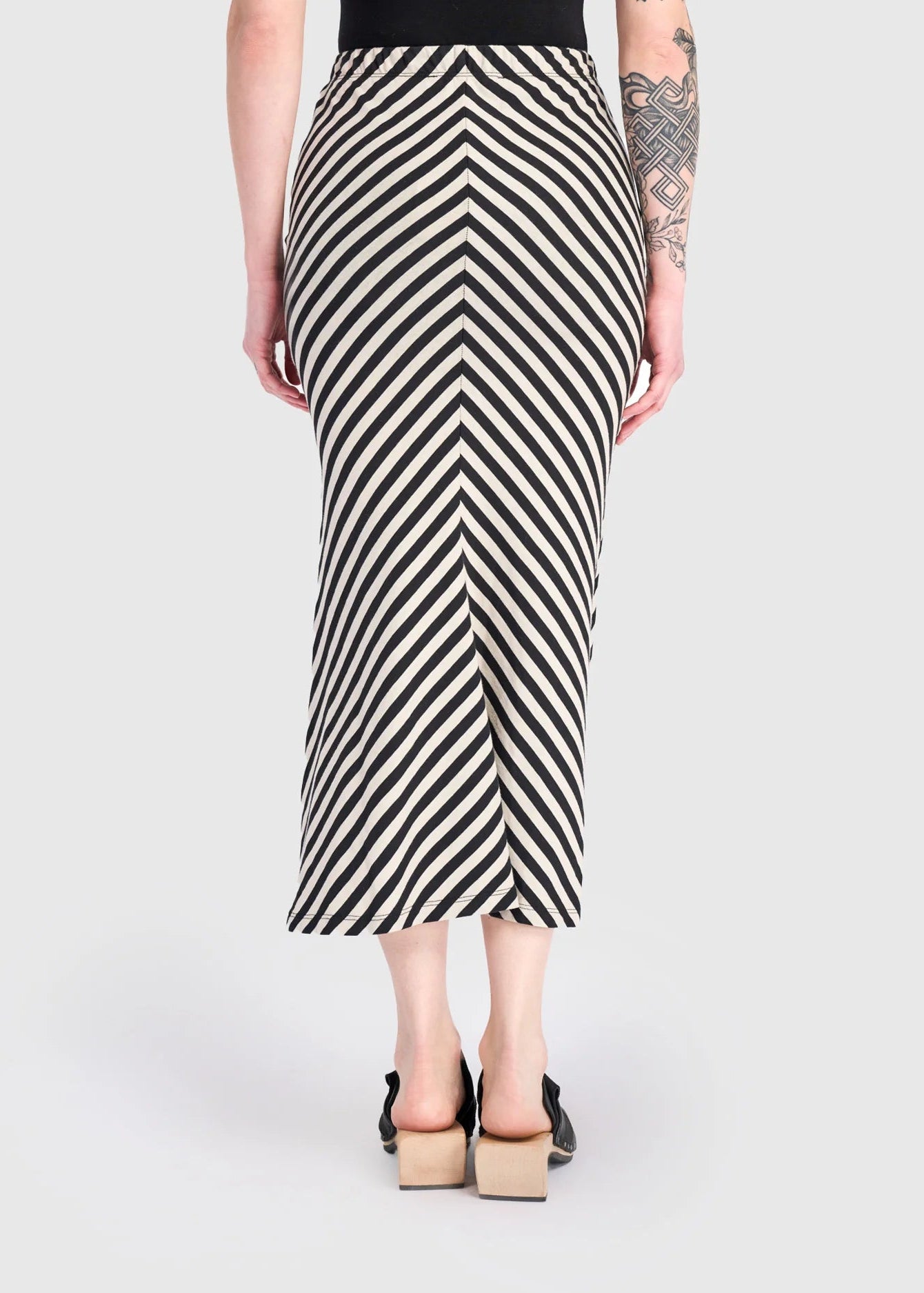 Alembika - UK142S - SALE
