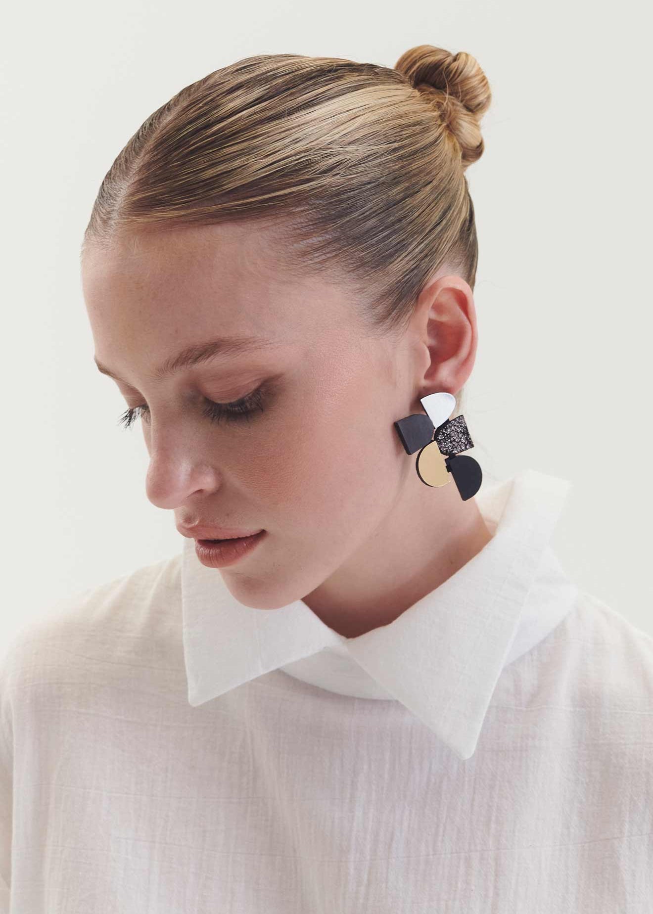 Iskin Sisters - Sophie's Vision Earrings