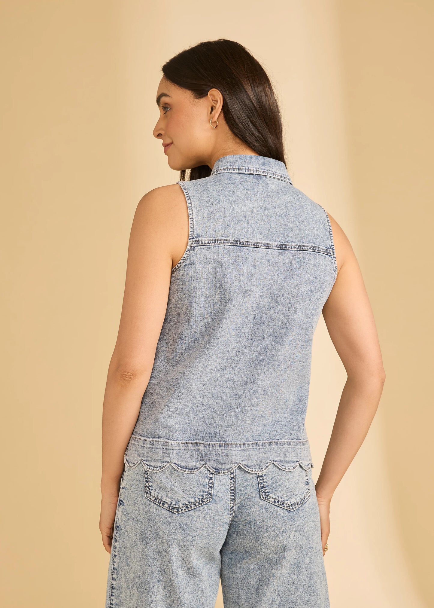 French Dressing Jeans - Sleeveless Scalloped Shirt - SALE - ONLINE EXCLUSIVE