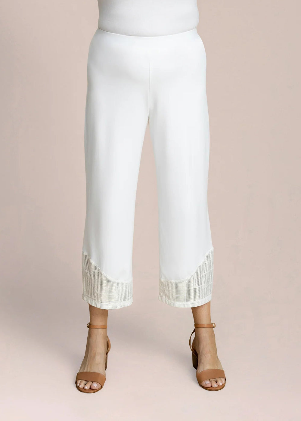 WHITE/ABSTRACT MESH