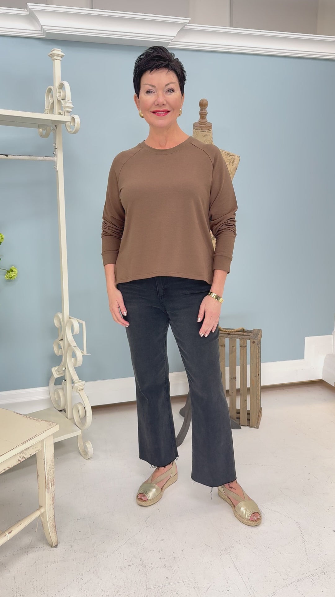 Shepherd's - Bamboo French Terry Cropped Sweatshirt - SALE