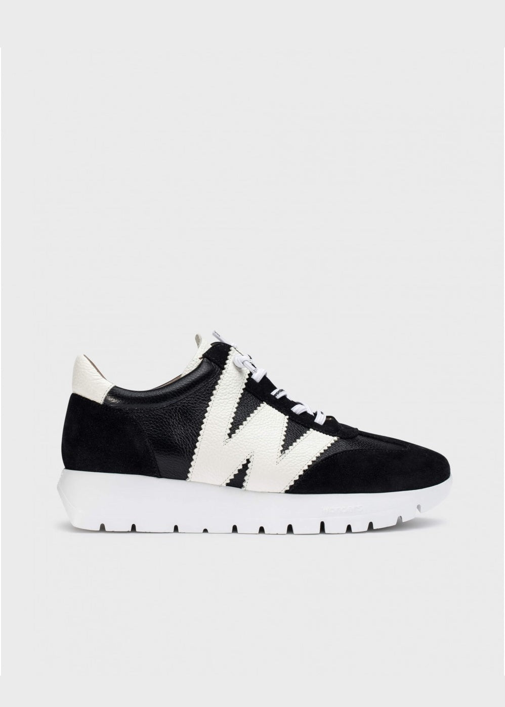 NEGRO-BLACK/WHITE