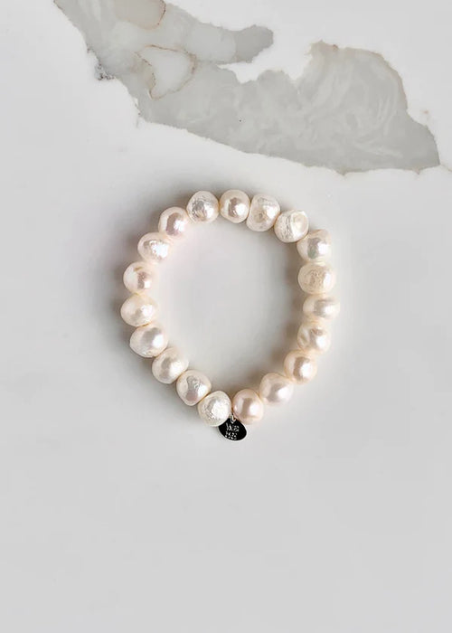 Wanted - Diana Pearl Bracelet
