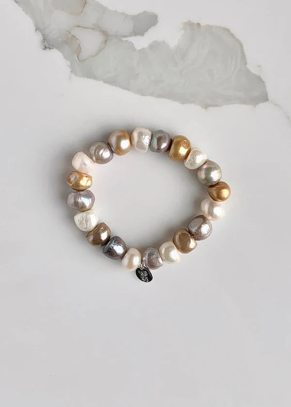 Wanted - Diana Pearl Bracelet