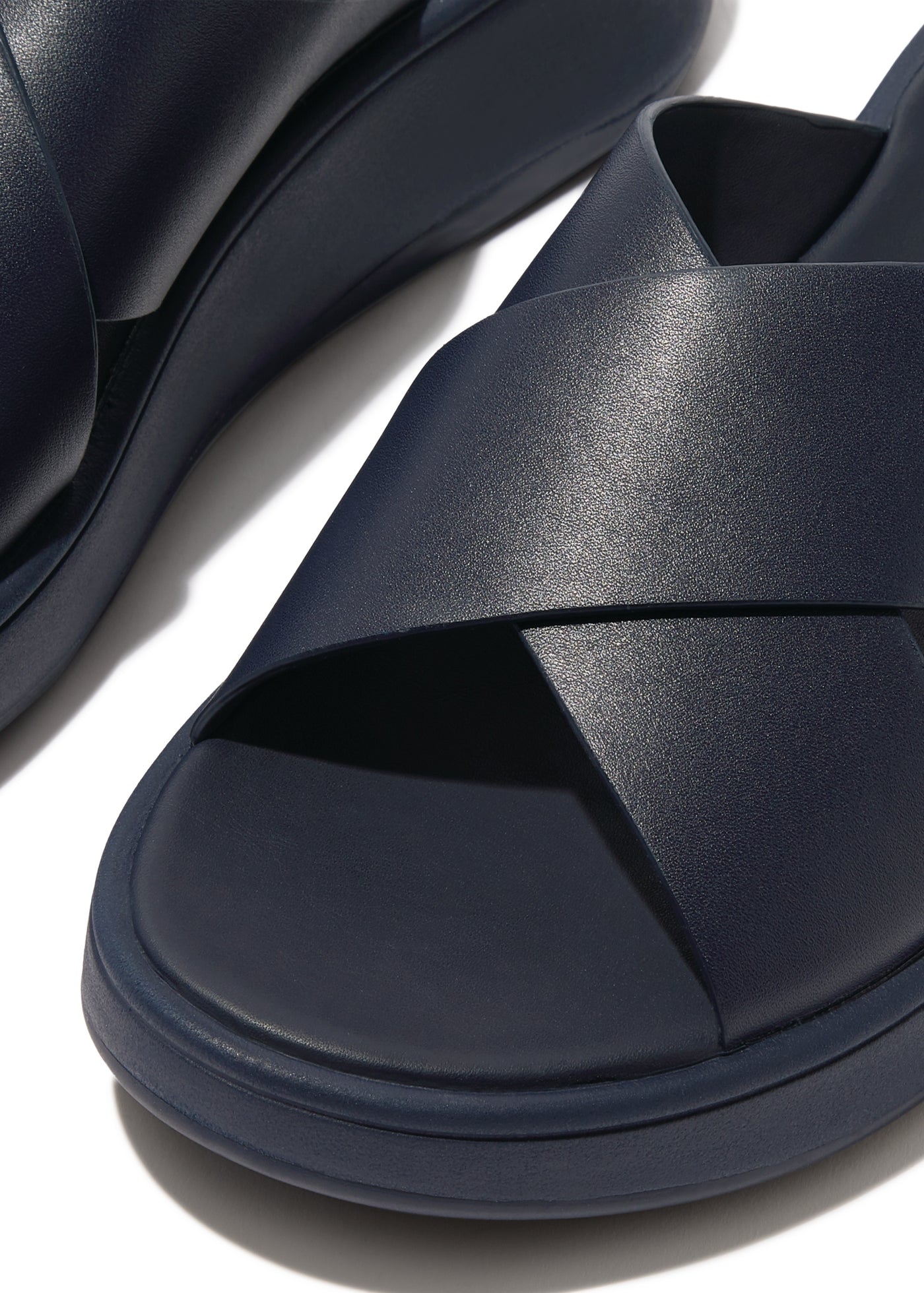 FitFlop - F-Mode Leather Flatform Cross Slides